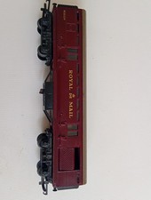 Hornby OO Gauge Tri-ang R. 23 Royal Mail Coach With Working Parcel Doors