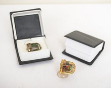 2 flash slaves in cases.