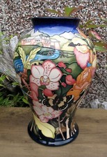Moorcroft SAGANA LODGE Vase