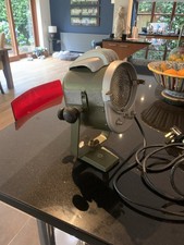 Stunning 1950s Lita 62 French Theatre Spotlight Table / Wall Lamp Green