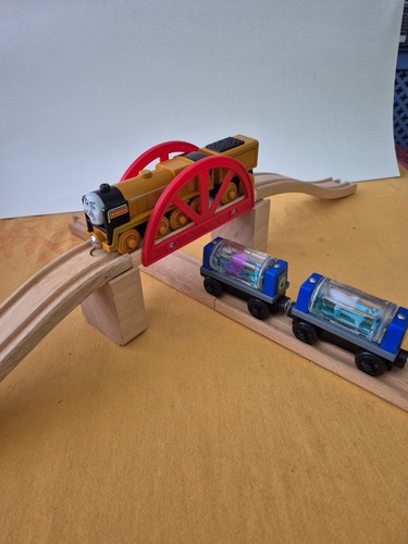 Short wooden railway bridge - short,