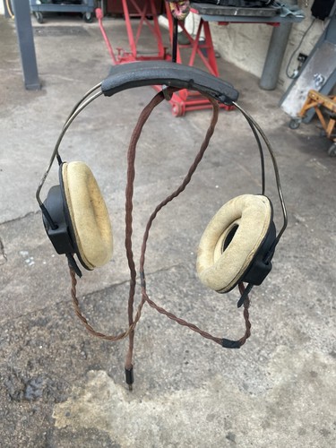 Wwii military radio - wwii,