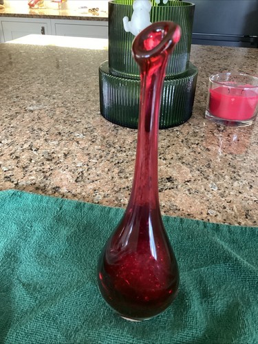 Vintage signed bud vase - 59, red