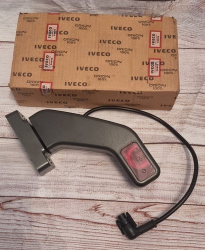 Iveco rear right truck light - truck,