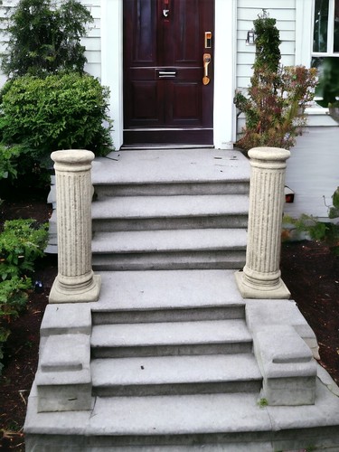 Roman doric concrete column - 2x,