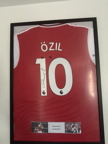 Mesut ozil signed - mesut, framed