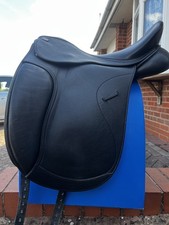 Shires Optimus 18 Inch Black Dressage Saddle with x-wide fitting.