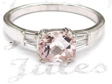 18CT WHITE GOLD  MORGANITE