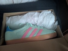 Ladies/Girls Pink, Blue And