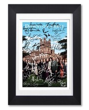 DOWNTON ABBEY CAST SIGNED
