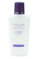 Cyclax Moistura Cleanser &