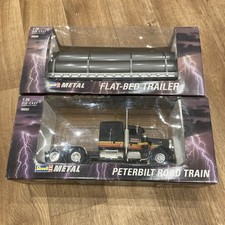 Revell 1:24 boxed 08891 & 08898 Peterbilt 359 truck & Flatbed Trailer Boxed.