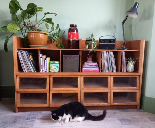 Sideboard cabinet