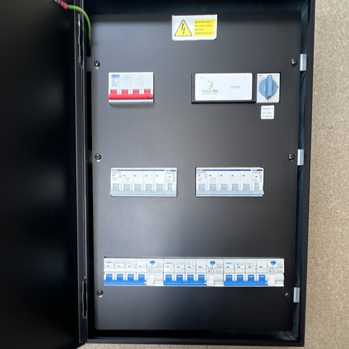 Matt tp r 3 phase - matt:e, ew-3-32-tp-r