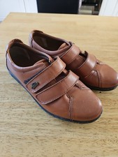 Ladies Brown Flyflot Leather