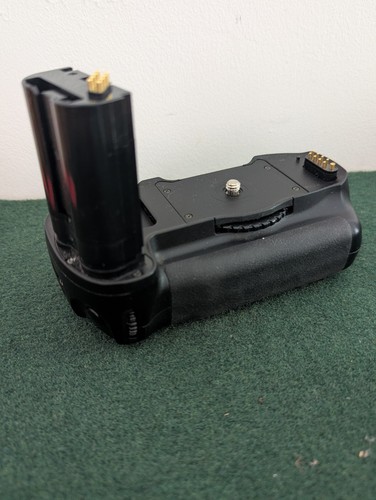 Nikon d100 battery grip - mb‑d100,