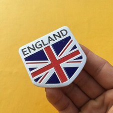 1X England Flag Logo Car