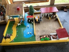 Toy Vintage Farmyard with All