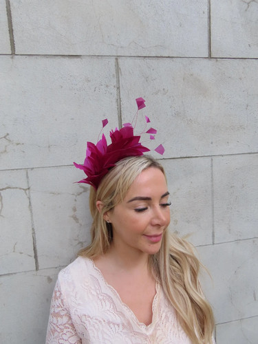 Cerise pink feather fascinator - pink,