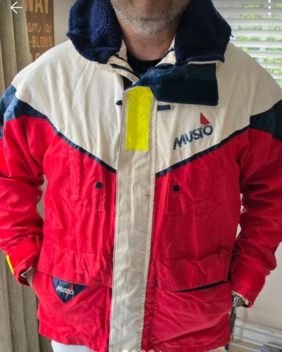 Off shore sailing - shore, clothes
