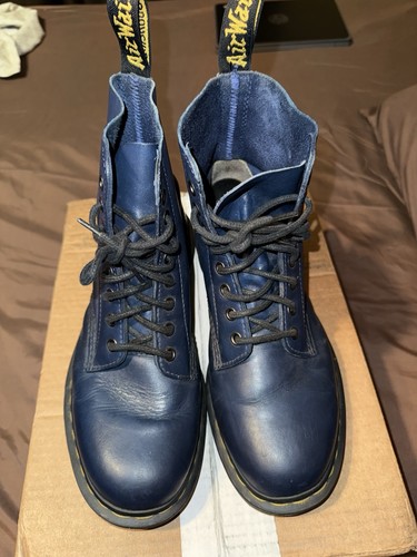 Martens navy leather 6 - dr.,