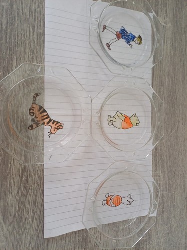 Winnie the pooh characters - winnie,