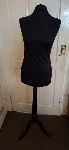 Female black mannequin a - black, on