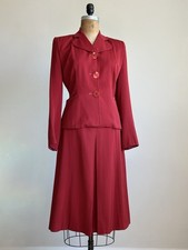 1940s Vintage Red Suit Button