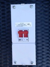 WYLEX NSPE-6437/1NR 100 AMP ISOLATOR C/W METAL ENCLOSURE.