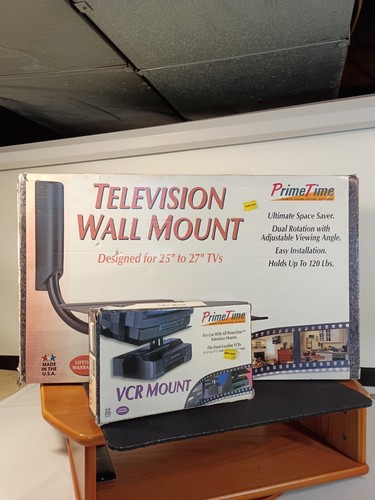 Crt wall mount vcr - wall,