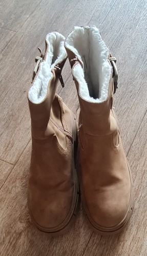 Young girls mid calf - young-girls,