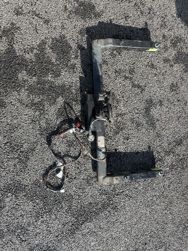 Audi 2010 tow bar - tow,