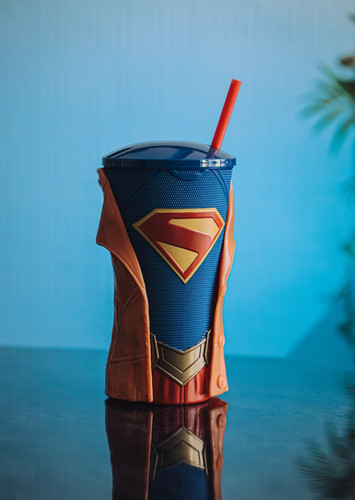 Supergirl gripper cups - supergirl,