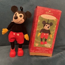 Hallmark Mickey Mouse Keepsake Ornament Christmas Decoration Minnie’s Sweetheart