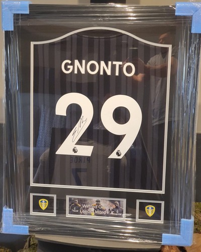 Willy gnonto hand signed - gnonto,