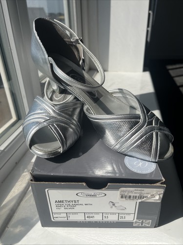 New box wide fit sz7 - new,