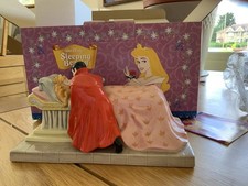 ROYAL DOULTON Sleeping Beauty