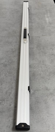 One piece pool snooker cue - one,