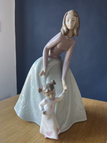 Lladro ornament mother and - ornament,