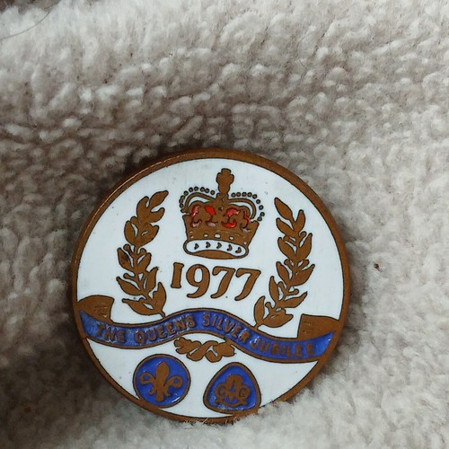 Vintage girl guide metal - girl,