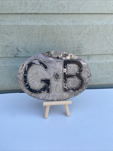 Vintage car badge - vintage, gb