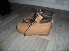 Men’s Landrover Tan Lace-Up