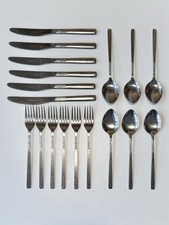 18 pieces of Viners Sheffield Stainless Steel Mid-Century "Love Story" Cutlery