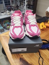 Size 5.5 Men's, Women's SZ