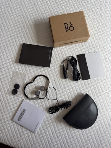 Bang olufsen white a8 - bang,