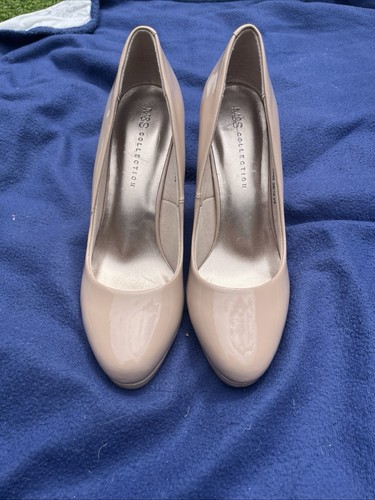 Ladies insolia nude - insolia,