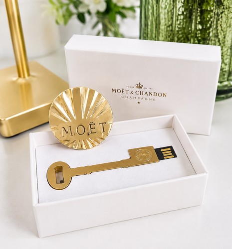 Moët chandon gold - &, usb