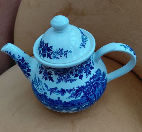 Vintage blue white willow - vintage,