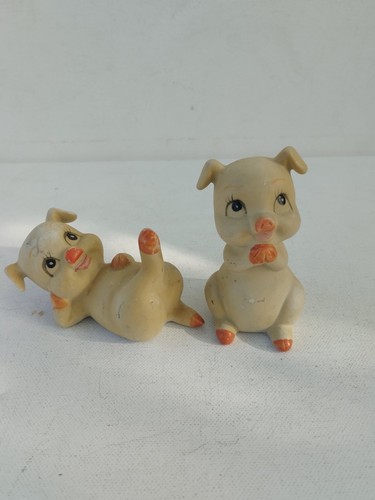 Retro ceramic pigs - , ornament