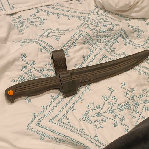 Kershaw nife with sheath - with,